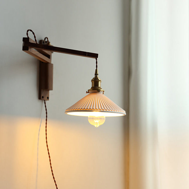Asne – Adjustable Wood Wall Light