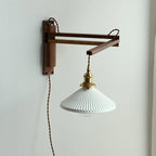 Asne – Adjustable Wood Wall Light