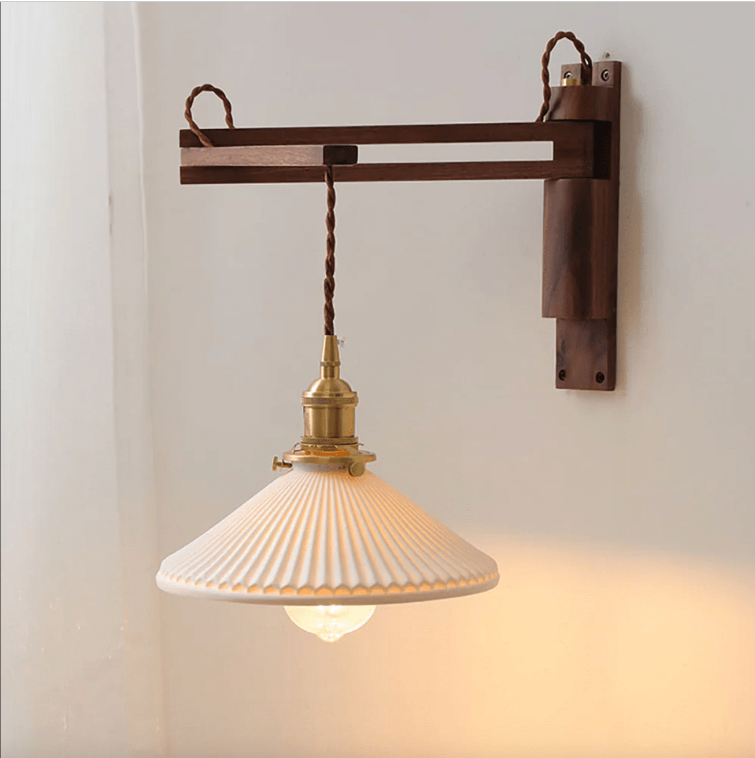 Asne – Adjustable Wood Wall Light - Grella Boutique